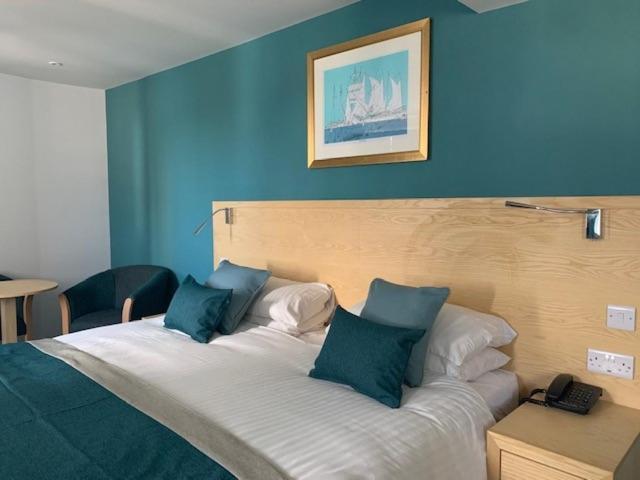 Royal Maritime Hotel Portsmouth Bagian luar foto
